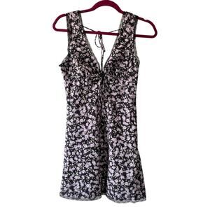 American Threads Lace Trim Floral Print Mini Dress Women’s Medium Black Lavender